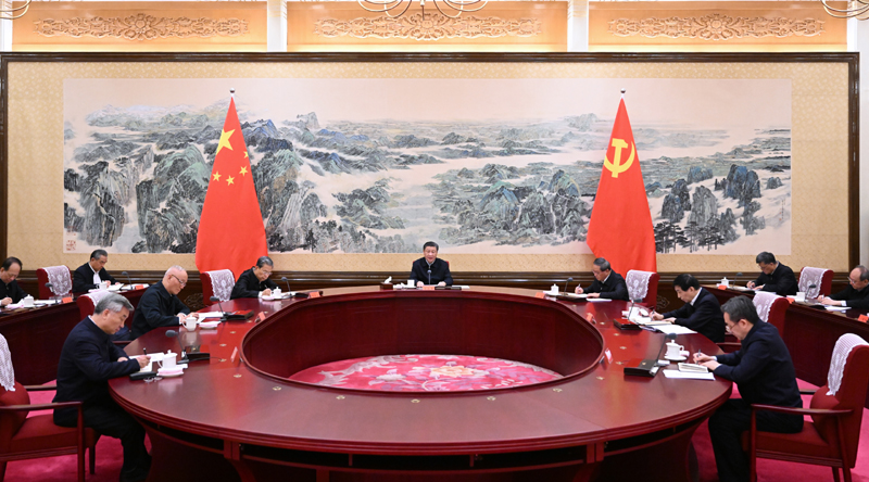 12月21日至22日,中共中央政治局召开学习贯彻习近平新时代中国特色社会主义思想主题教育专题民主生活会,中共中央总书记习近平主持会议并发表重要讲话。